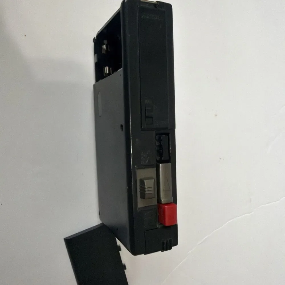 Sony M-740 MicroCassette Recorder One Touch Recording - For Parts Only